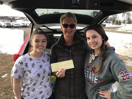 BHS Student Council Donates to Food Shelf